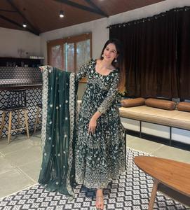 ปาร์ตี้นักออกแบบใหม่สวมชุดแฟนซีดิจิตอลเรียบง่าย 3 ชิ้นสวยงามพร้อมชุดเดรสผ้าพรีเมี่ยมคุณภาพสูง Dupatta - Product Image 4