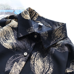 Chemise noire tendance à manches longues et col à revers, imprimé floral, coupe ample, pour femme, style Europe et États-Unis - Product Image 3