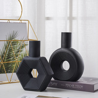 Grosir Modern Nordic Pot Bunga Donat Aksesoris Dekorasi Rumah Vas Keramik Kecil Bunga