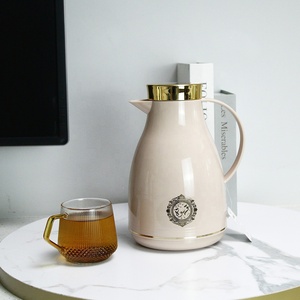 Sunlife 1000ml Bottiglia Termica Stile Arabo Popolare in <span class=keywords><strong>Plastica</strong></span> Bianca con Ricarica in Vetro per Acqua e <span class=keywords><strong>Caffè</strong></span> - Product Image 4