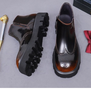 Chaussures en cuir pour hommes, de luxe et de haute qualité, à trois coutures, fabriquées à la main, style Goodyear, décontractées et habillées, à enfiler, gravées, intemporelles - Product Image 2