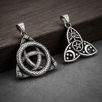 Collier Pendentif Homme en Acier Inoxydable, Motif Pentagramme Soleil et Lune, Style Vintage Mystique Rétro Nordique Celtique