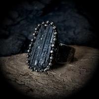 Vintage-Stil Natürlicher Schwarzer Turmalin Unregelmäßiger Offener Ring Galvanisch Antik-Silber Kupfer Unisex Verstellbarer Ring
