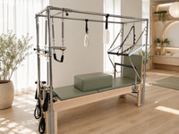 Maple Wood Pilates Cadillac Reformer dengan Footbar Eksternal, Meja Trapeze 3 in 1 Full Frame untuk Studio Komersial