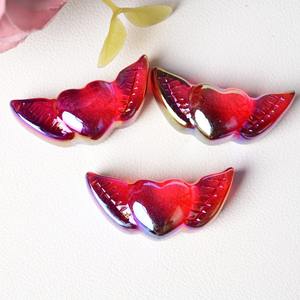 ขายส่งปีกคริสตัลรูปหัวใจสีแดงคุณภาพสูง ขนาด 4 ซม. แฟชั่นทันสมัย ตกแต่งบ้าน พิมพ์ลายดิจิทัล ปลอดภัย - Product Image 5