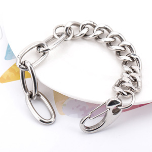 Pulsera de Cadena de Plata Tibetana Unisex con Diseño Geométrico de Eslabones, Joyería para Uso Diario - Product Image 3