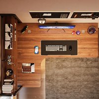 Bureau d'ordinateur d'angle avec rangement intégré pour livres, optimisant l'espace disponible dans les pièces résidentielles