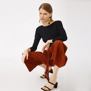 <span class=keywords><strong>Pantaloni</strong></span> invernali <span class=keywords><strong>donna</strong></span> a gamba larga <span class=keywords><strong>bordeaux</strong></span> <span class=keywords><strong>pantaloni</strong></span> larghi in velluto a coste con doppia cintura - Product Image 5