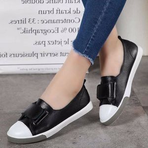 2024 primavera autunno <span class=keywords><strong>mocassini</strong></span> <span class=keywords><strong>donna</strong></span> scarpe basse da <span class=keywords><strong>donna</strong></span> scarpe bianche in vera pelle <span class=keywords><strong>mocassini</strong></span> scarpe Casual da <span class=keywords><strong>donna</strong></span> comode - Product Image 3