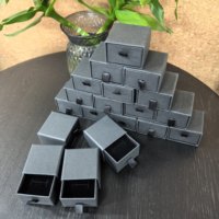 Boîte à bijoux noire en gros avec tiroir coulissant, personnalisable avec logo, pour bagues, boucles d'oreilles, bracelets – Emballage cadeau pour bijouterie