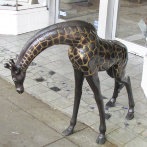 Grande sculpture d'animal en bronze, décoration de jardin, girafe en métal - Product Image 6