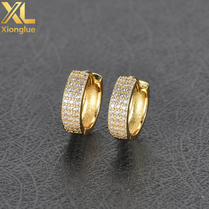Pendientes de Diamantes de Imitación Personalizados Estilo Hip Hop para Mujer Veromca, Pendientes de Circonita Cúbica Doble Chapados en Oro de 18K - Product Image 2