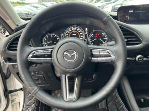 2022马自达3纳斯卡火焰黑版自动左转向真皮座椅后摄像头R18轮胎FWD - Product Image 5