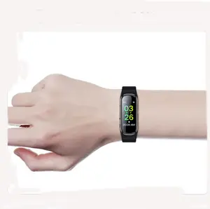 Factory wholesales price step counting health monitoring time stamp voice activated sports bracelet voice recorder