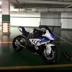 Motocicleta Deportiva de <span class=keywords><strong>400cc</strong></span> con Motor de Dos Cilindros y Sistema de Inyección Electrónica de Combustible |   Diseño Estilo <span class=keywords><strong>BMW</strong></span> |   Motor Refrigerado por Agua |   Precio Especial Directo de Fábrica - Product Image 4
