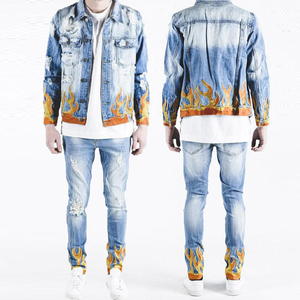 Set di Jeans strappati personalizzati con stampa giacca di Jeans ricamata al fuoco per gli uomini - Product Image 1