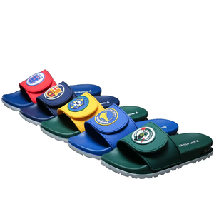 Nouveaux Sandales Fantaisie Antidérapantes, Claquettes de Basket-ball Personnalisées, Sandales Claquettes en PVC pour <span class=keywords><strong>Football</strong></span> - Product Image 1