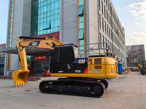 รถขุดขนาดกลาง CAT 320D2L น้ำหนัก 21 ตัน – เครื่องยนต์ดีเซล Cat C6.4 ACERT ของแท้, ได้รับการรับรองมาตรฐาน CE/EPA, ระบบช่วงล่างที่แข็งแรงทนทาน - Product Image 3