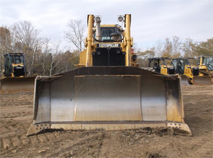 Bulldozer d'occasion Cat D8R de grande capacité, peinture d'origine japonaise, Caterpillar D8R d'occasion, modèle 2018, capacité de bulldozing de 4,5 m - Product Image 2