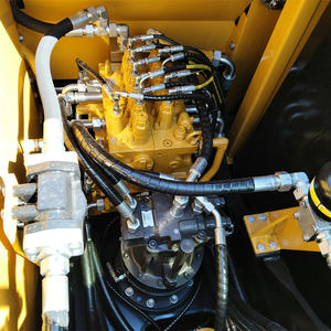 Excavadora de Alta Potencia SANY 135 SY135C de 13.5 Toneladas, Excavadora de Orugas SY135 SY135C-9, Venta de Excavadoras para Uso Doméstico - Product Image 4