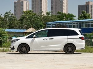 Dongfeng 2025 pour Honda Odyssey, véhicule utilitaire sport (VUS) hybride 4 places pour adultes, véhicule à énergie nouvelle à bas prix, fabriqué en Chine - Product Image 4