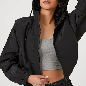 Custom Streetwear Nylon Softshell <strong>Waterproof</strong> <strong>Light</strong> Weight Cropped Windbreaker Rain Woven Outdoor Sports Running <strong>Jacket</strong> for Women - Product Image 4