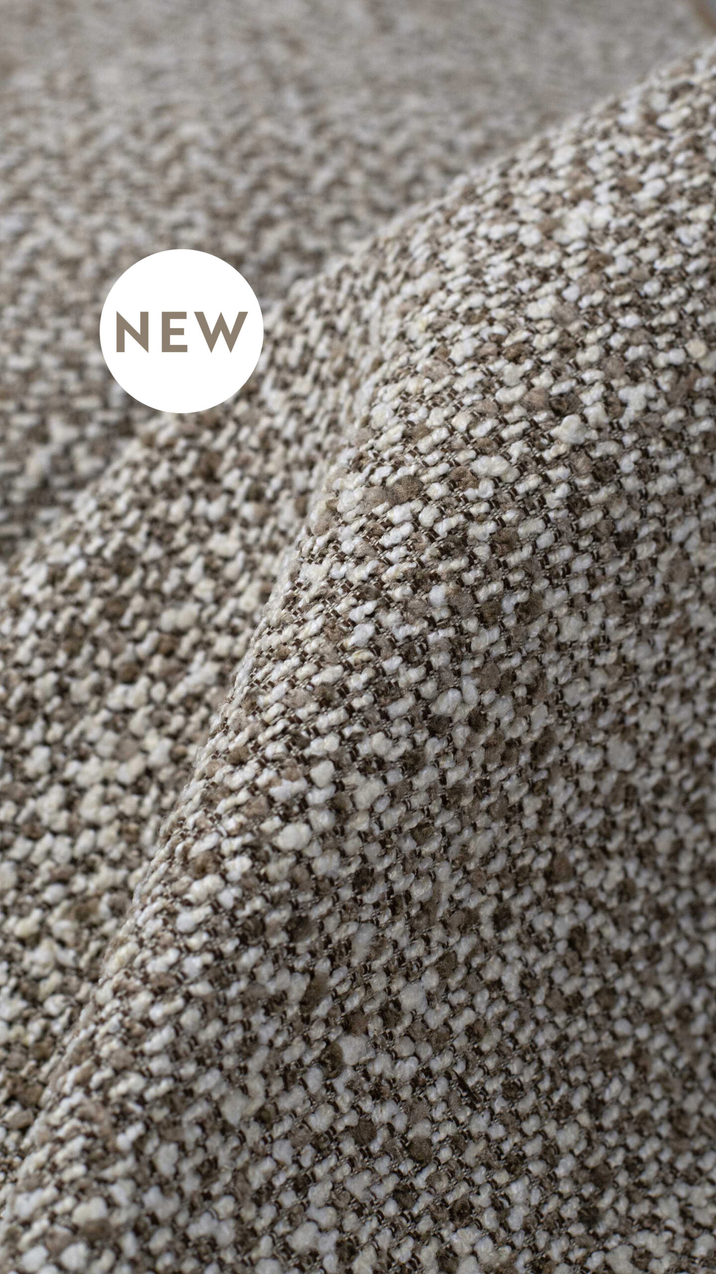 MORA Eco-Friendly Abrasion-Resistant Structural Home Textile Fabric 98% PES/2% PAN Medium Weight 550 GSM Sofa Cover Material