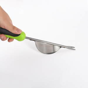 Stainless Steel Transplanter Tool With Ergonomic Handle For Digging Soil And Planting Seedlings Succulents Flowers Vegetables - Product Image 2