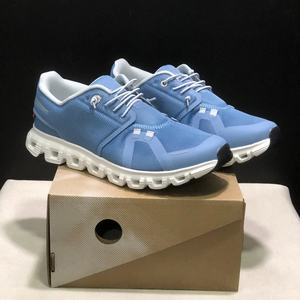 รองเท้าผ้าใบคุณภาพสูง น้ำหนักเบา รุ่น Cloud 6 รองรับแรงกระแทก พื้นหนา รองเท้าวิ่งกลางแจ้ง รองเท้าเทนนิสสำหรับทุกเพศ - Product Image 3