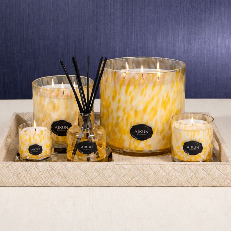 เหลืองอ่อน