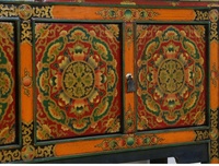 Console multifonctionnelle en bois d'orme de style tibétain chinois, aspect antique, à quatre portes et pieds hauts, pour hall d'entrée, meuble d'altar, mobilier de maison