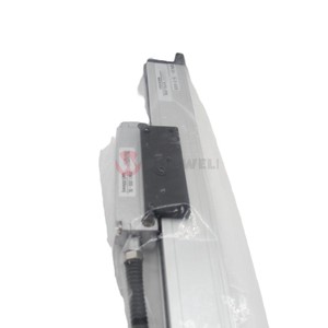 Regla Lineal Original de Marca JSS5L-300MM/12 de 300 mm con Alta Precisión para Accesorios de Medición Industrial - Product Image 1