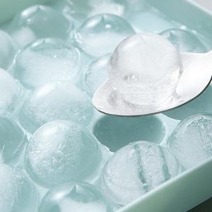 Bandeja Redonda para Cubitos de Hielo de PP de Grado Alimenticio con 33 Cavidades, Lista para Enviar - Product Image 3