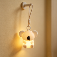 Porte-clés Koala mignon, lampe de nuit portable en silicone, mini lampe suspendue LED rechargeable par USB, lampe LED pour sac à dos, clés, cadeau pour enfants