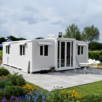 Maison conteneur extensible 20 pieds OEM ODM, cabine préfabriquée isolée pour station de réception et d'hébergement dans un parc VTT