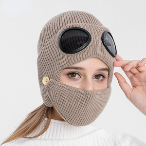 FayeIn <span class=keywords><strong>Bonnet</strong></span> d'Hiver pour <span class=keywords><strong>Femme</strong></span>, Chapeau <span class=keywords><strong>de</strong></span> Trappeur Doublé Polaire Chaud, Épais et Décontracté, <span class=keywords><strong>Bonnet</strong></span> <span class=keywords><strong>de</strong></span> Ski en Tricot pour <span class=keywords><strong>Neige</strong></span> avec Masque Intégré, pour Homme et <span class=keywords><strong>Femme</strong></span> - Product Image 2