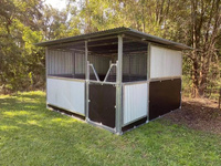 Kit de boxes portables pour chevaux, pour l'élevage et les ranchs, avec panneaux en acier galvanisé à chaud et HDPE, et passage en option