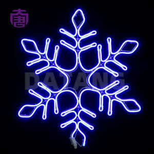 Hot <b>Sale</b> Custom <b>Christmas</b> Outdoor Waterproof Led Snowflake Motif <b>Light</b> Theme <b>Light</b> - Product Image 3