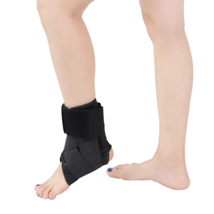 <span class=keywords><strong>Chevillère</strong></span> Stabilisatrice à Lacets pour la Protection et le Soutien des Entorses, Idéale pour le Basketball, le Volleyball, le Rugby et Autres Sports - Product Image 2