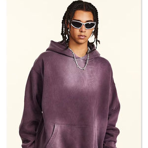 W2423 Ensemble sweat-shirt et pantalon ample en velours, style rétro urbain, avec effet vieilli par teinture par pulvérisation, 360G, tendance pour homme - Product Image 4