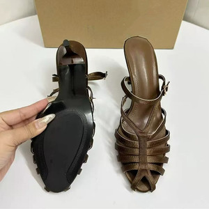 Elegant Celebrity-style Pumps With <b>Closed</b> <b>Toe</b> Vamp and Back Ankle Strap Women Low <b>Heeled</b> Sandals - Product Image 2