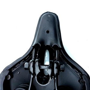 Selle de vélo avec feu arrière, siège en métal confortable pour VTT, unisexe, adultes, noir, rouge, bleu, design moderne - Product Image 3