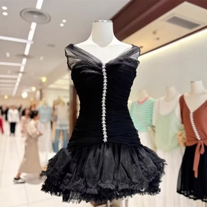 Vestido de Fiesta Romántico para Mujer, con Hombros Descubiertos, Cintura Imperio, Corte en A, Malla con Volantes y Textura Esponjosa - Product Image 3