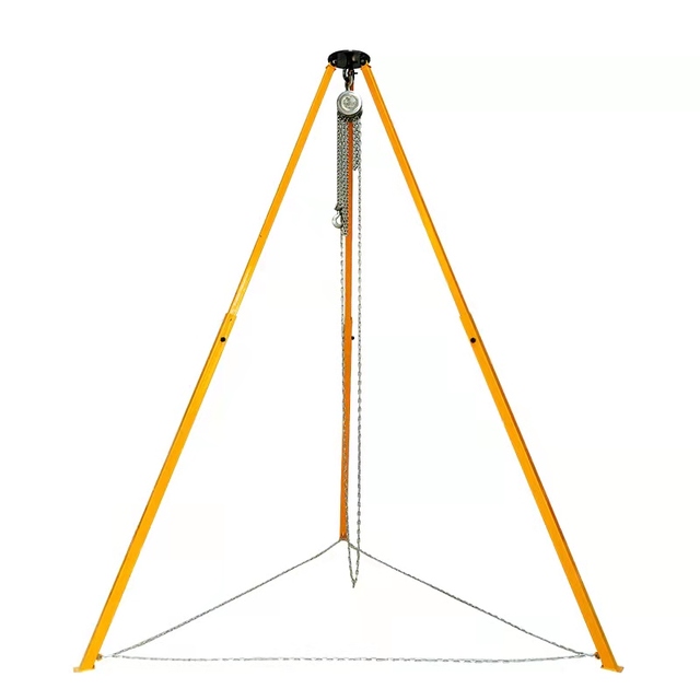 1-3 Ton Steel Inverted Chain Tripod Hanger Hoist with Telescopic Hand Operated Design for Restaurant Use