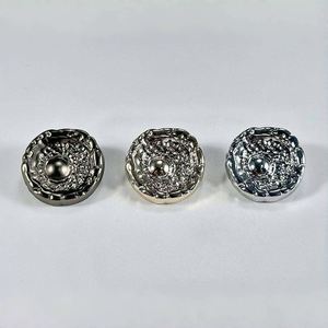 เสื้อสเวตเตอร์สามมิติลายลูกบอลปักด้วยมือสไตล์คลาสสิกกระดุมโลหะ - Product Image 2