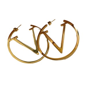 18 Karat vergoldeter Edelstahl V Anfangs ohrringe Ethnischer Stil A-Z Brief haken Hypo allergene personal isierte Initialen - Product Image 1