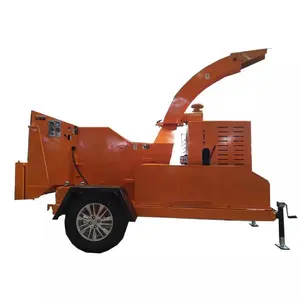 Professional road driven tractor towable garden tree sawdust crusher machine industry wood and brush chipper