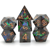 Jeu de dés en résine, vente entière, dés à bord tranchant pour le jeu de rôle