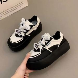 Zapatos Blancos Versátiles de Alta Gama para Mujer, Primavera-Otoño 2026, Plataforma Deportiva Casual con Suela Gruesa y Elevada - Product Image 4
