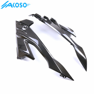 Cuerpo de motocicleta de fibra de carbono AKOSO 100% 3K, paneles de carenado lateral izquierdo y derecho para <span class=keywords><strong>BMW</strong></span> <span class=keywords><strong>S1000RR</strong></span> <span class=keywords><strong>2023</strong></span> 2024 - Product Image 3